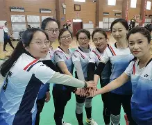 角逐场上搏尽全力，高能时刻再现惊喜连连(角逐超高空纪录片)